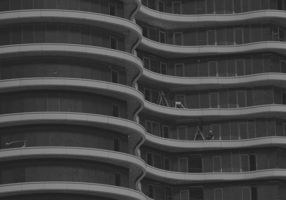 Copia di Copertina Strategic Consulting (12)